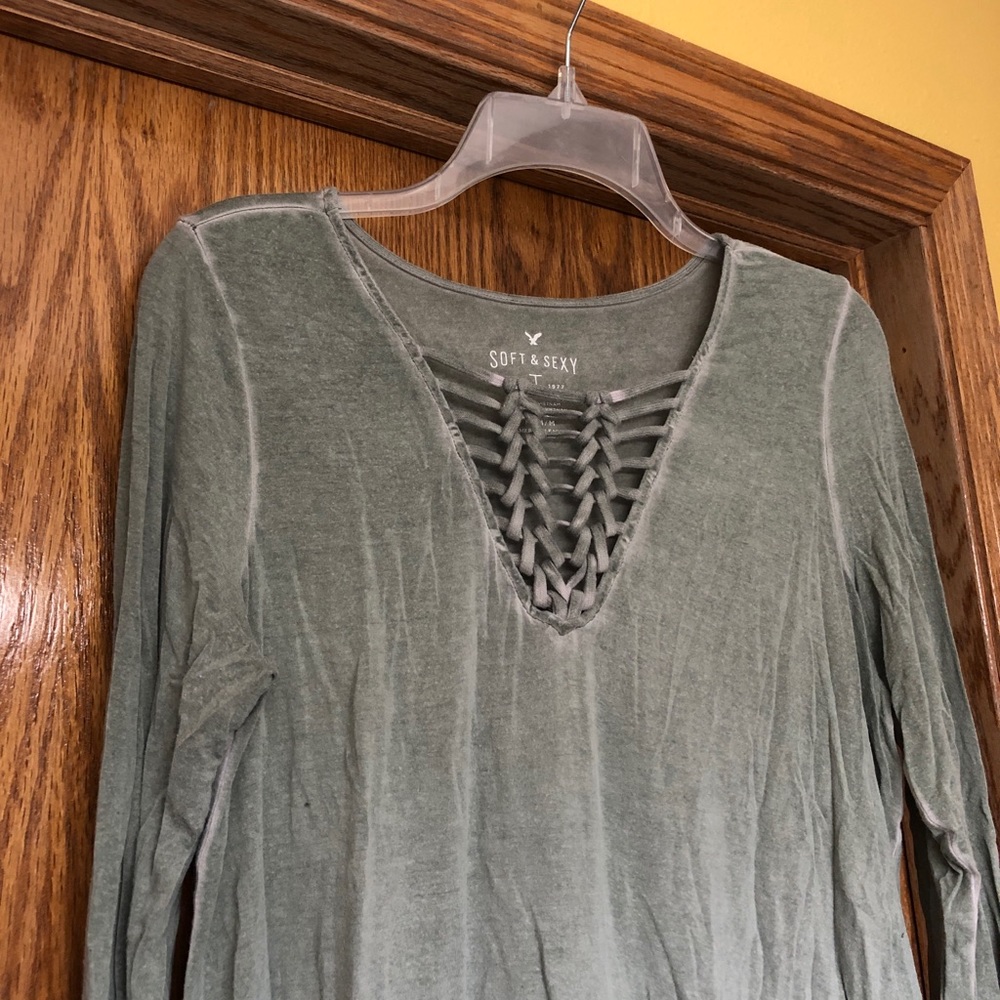 American Eagle long sleeve tee
